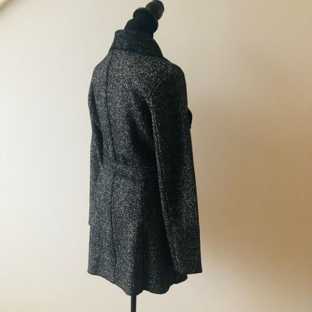 Like New - CHIC By Jacob Herringbone Belted Wrap Coat Size M - Picture 9 of 17